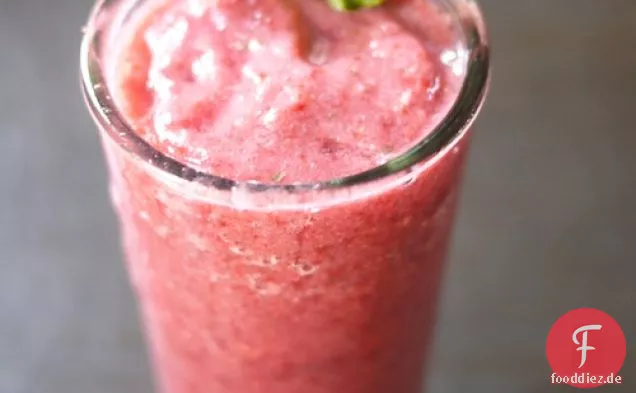 Erdbeere, Litschi & Minze Smoothie