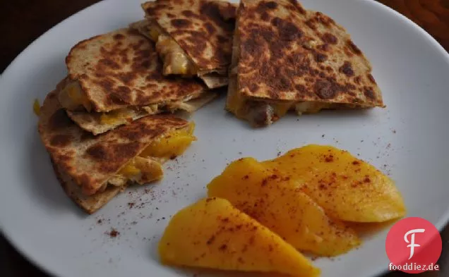 Chili Mango Huhn Quesadillas
