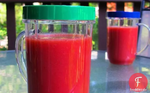 Mango-Erdbeere-Wassermelone Smoothie