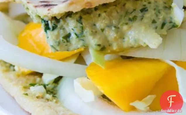 Einfach sonnig-licious-Pesto-Mango-Pitas