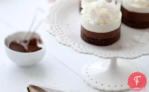 Schokoladen -, Haselnuss - und Kokos-Mousse-Kuchen