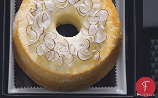 Coconut Angel Food Kuchen