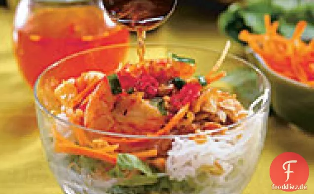 Vietnamesischer Nudelsalat mit Zitronengras-Shrimps