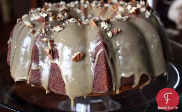Apfelwein-karamellisierter Apfel-Pfund-Kuchen