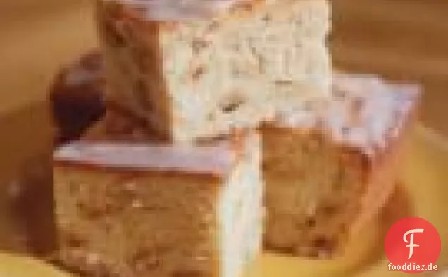 Spiced Apple Coffee Cake