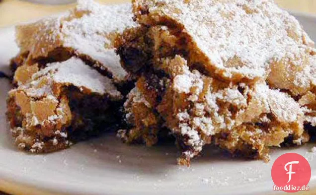 Pecan-Chocolate Chip Snack Cake