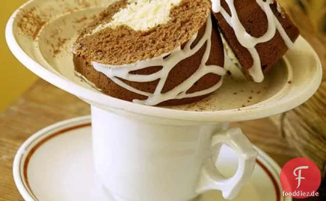 Chocolate Macaroon Tunnel Cake