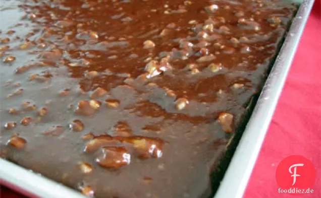 Mom’s Retro Chocolate Sheet Cake (aka Texas Sheet Cake)