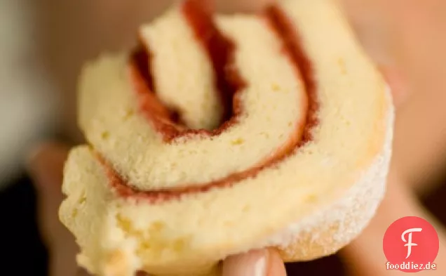 Raspberry Sponge Cake Roll