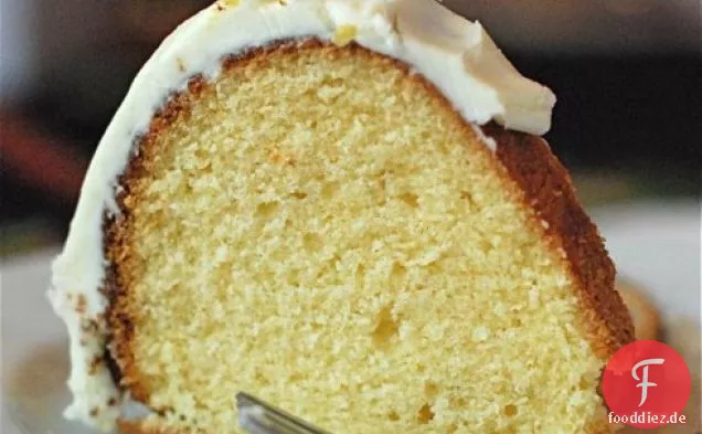 Eggnog Bundt-Kuchen Mit Eierlikör-Buttercreme