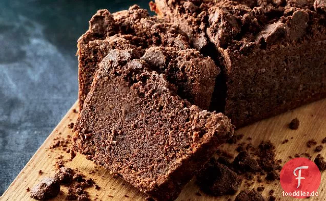 Cocoa-Carrot Cake with Cocoa Crumble