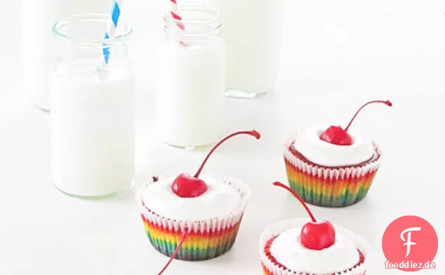 Regenbogen-Käsekuchen