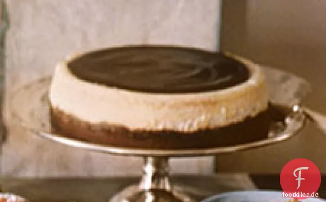 Vanille-Käsekuchen mit Schokoladenglasur