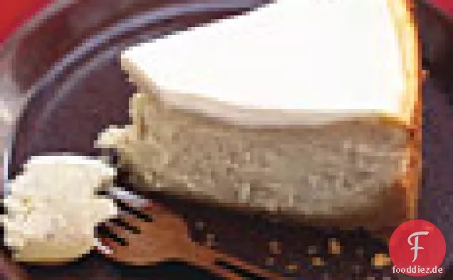 Chai-Spiced Cheesecake with Ginger Crust