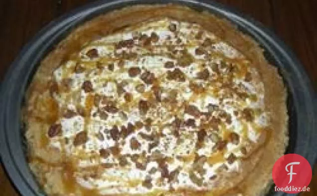 Swirled Pumpkin And Cream Cheese Cheesecake