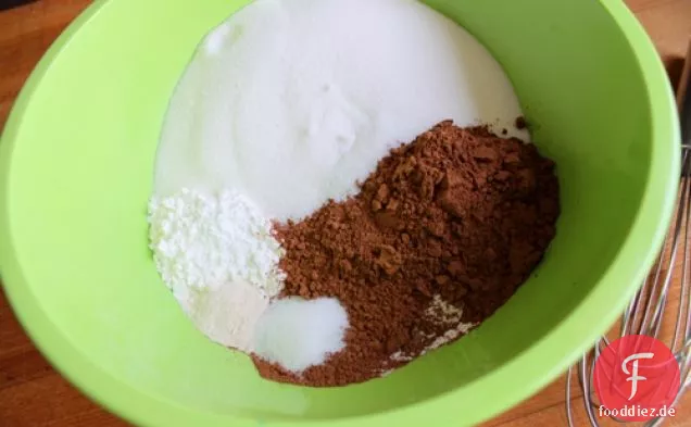 Gluten-Free Tuesday: One Bowl Chocolate Cake