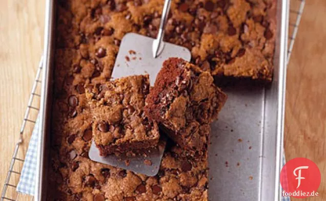 Self-frosted Brownie Cake