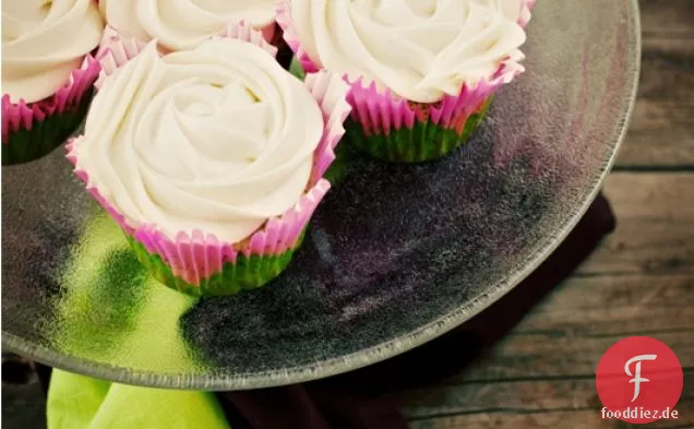 Mohn Lemon Cupcakes Mit Vanille-Frischkäse-Zuckerguss