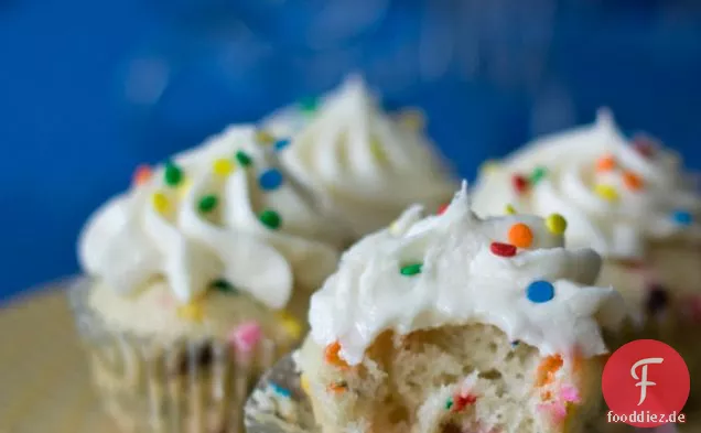 Homemade Funfetti Cupcakes