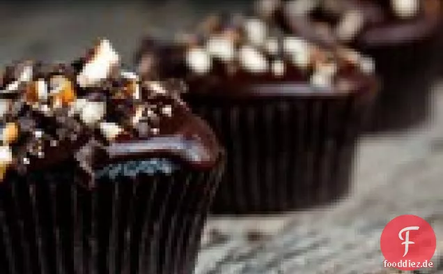 Stout Cupcakes With Chocolate Covered Pretzels