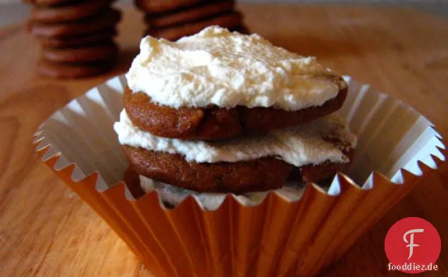 Gingerbread Cookie Icebox Cupcakes