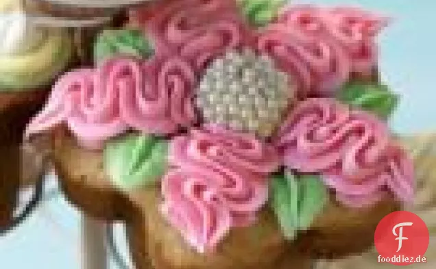 Vanilla Daisy Cupcakes