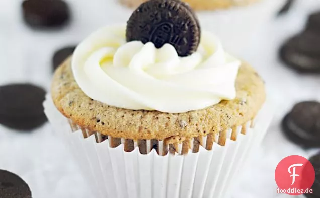 Cookies And Cream Cupcakes From Paula Deen Best Dessert Special