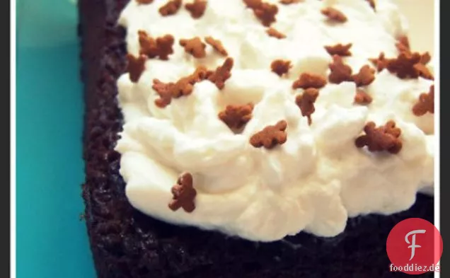 Cold Tea Gingerbread With Whipped Cream Cheese Frosting
