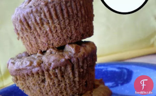 Gingerbread Oatmeal Muffins