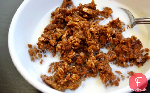 Gingerbread Baked Oatmeal