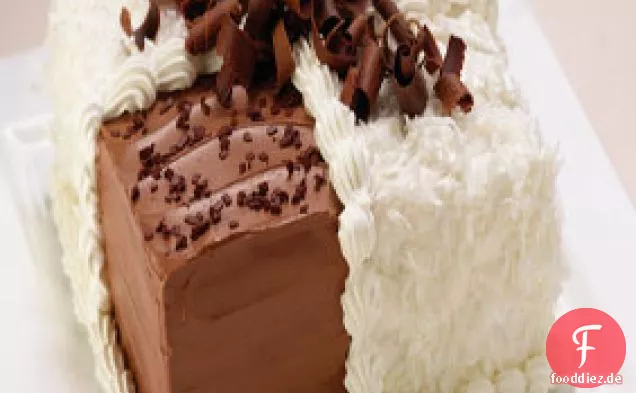 3-layer Holiday Cake
