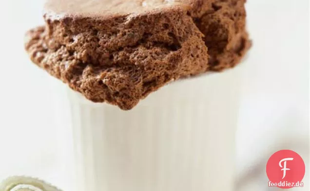 Dunkles Schokoladensoufflé