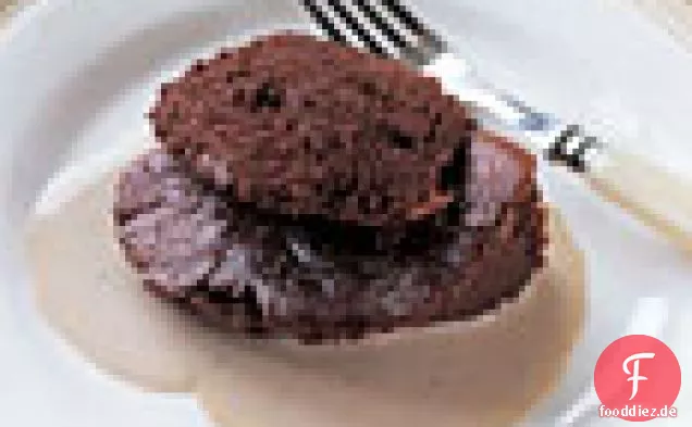 Bittersüßes Schokoladensoufflé mit Earl Grey Custard Sauce