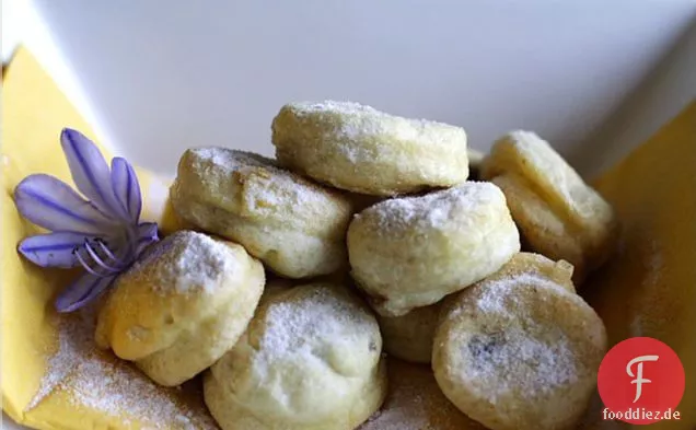 Souffle Eiweißkugeln mit roter Bohnenpaste (????)