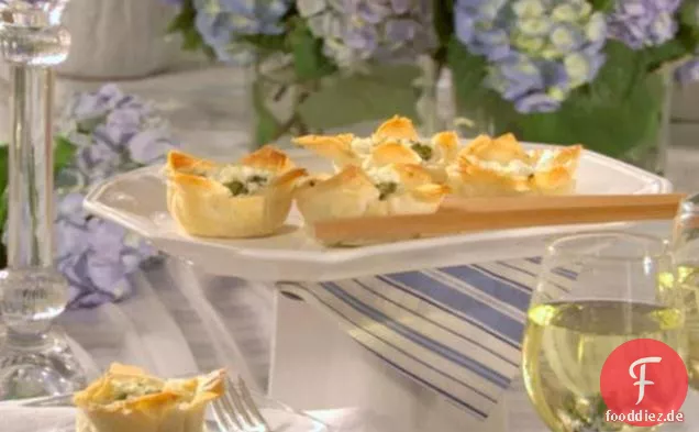 Spinach Souffle-Phyllo Cups