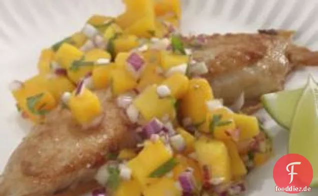 Bier-zerschlagene Tilapia mit Mango Salsa