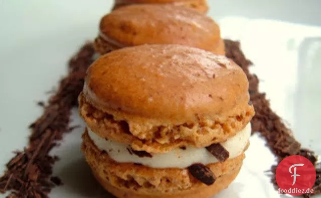 Tiramisu Macarons