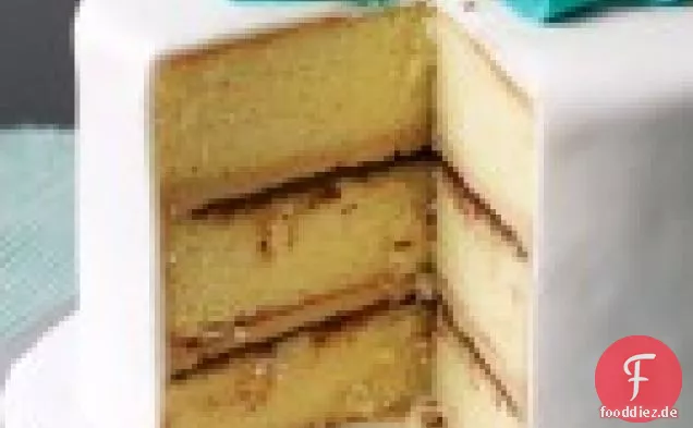 Vanillekuchen mit Tiramisu-Buttercreme und Ganachefüllung