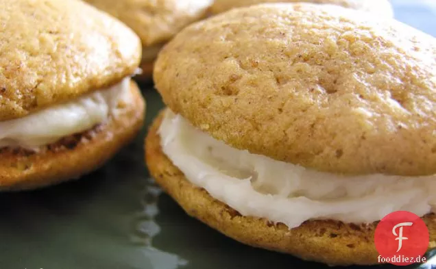 Pumpkin Whoopie Pies
