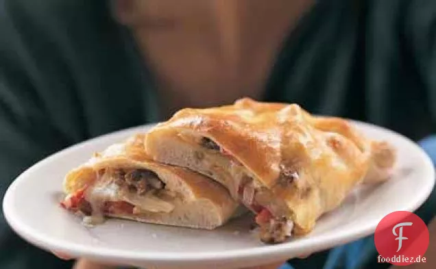 Wurst, Fenchel und Provolone Calzone
