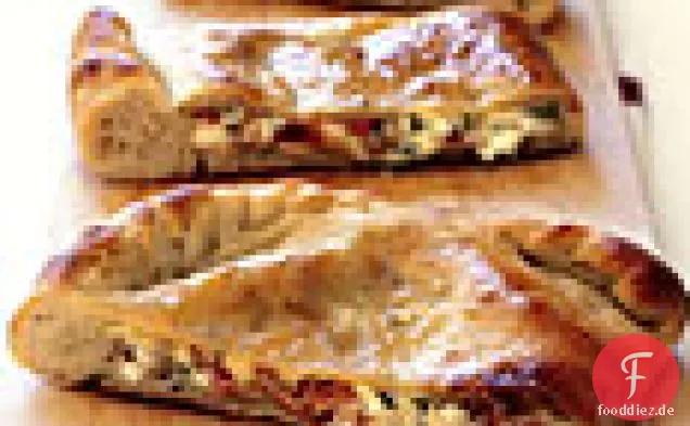 Doppel-Käse und Prosciutto Calzone