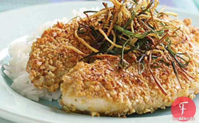 Erdnuss-verkrustete Tilapia Mit Frizzled Ingwer und Schalotten