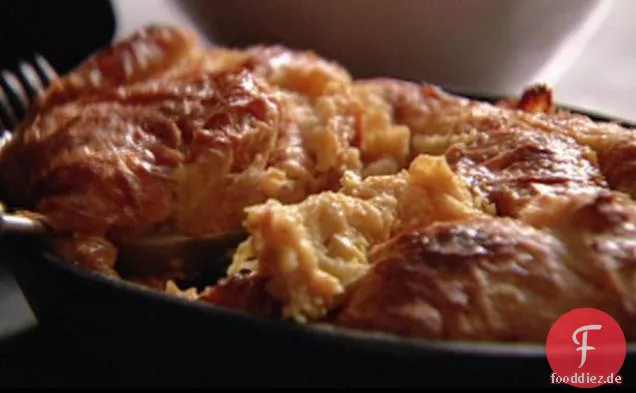 Karamell Croissant Pudding