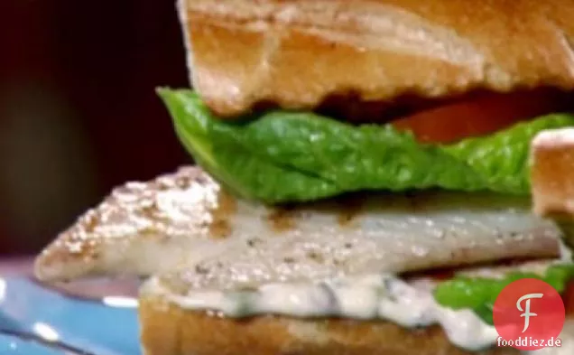 Gegrillte Tilapia-Po' Boys mit Hausgemachter Remoulade