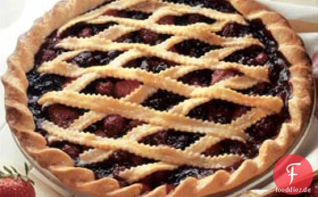 Gemischte Beeren-Mandel-Torte