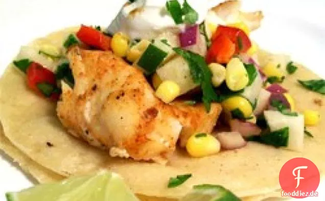 Feurige Fischtacos mit knuspriger Maissalsa