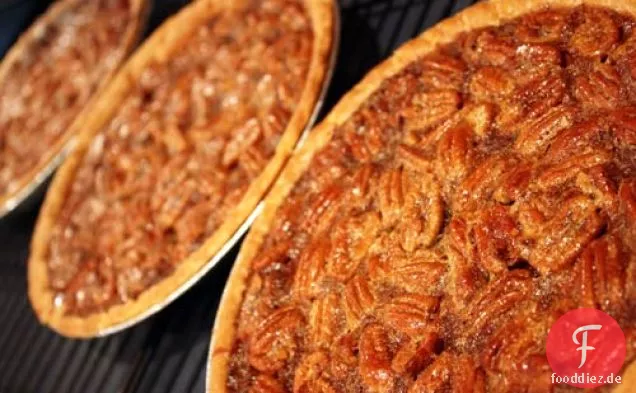 Mama's Pecan Pies