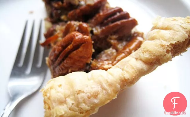Pecan Maple Pie mit Kumquats und Bourbon