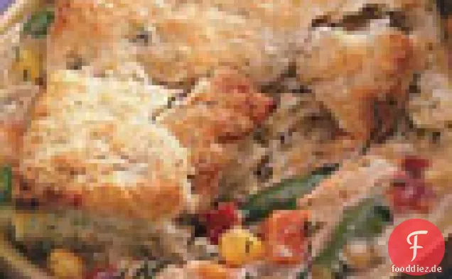 Hähnchen und Gemüse Pot Pies mit Dilled Biscuit Topping