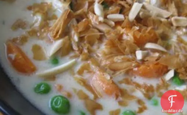 Chicken Pot Pie Suppe mit gerösteten Mandeln